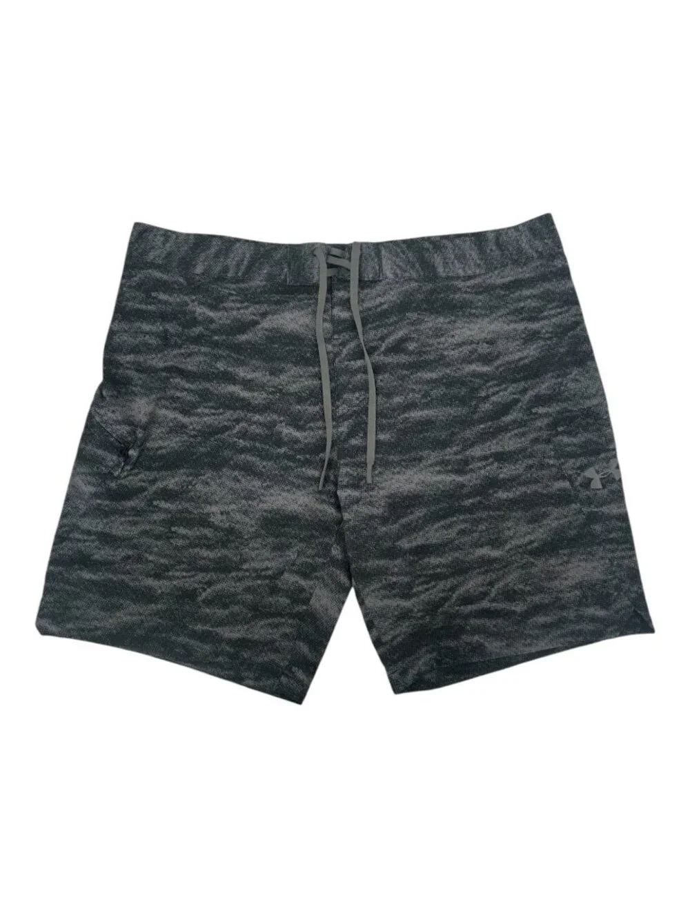 Under Armour HeatGear Men’s Gray Camo Board Shorts 42 Swim Trunks Beachwear NWOT